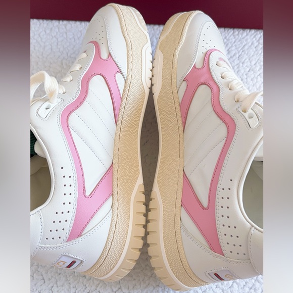 Gucci Women’s Women’s Bicolor Web Low-Top Sneakers - Picture 6 of 16